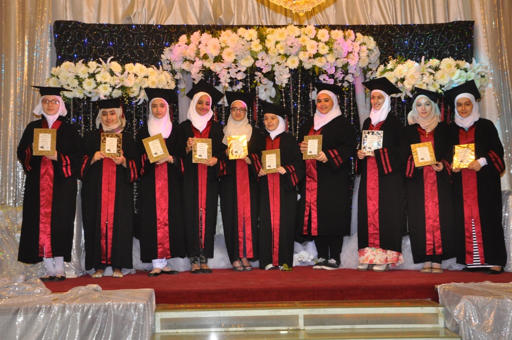 حفلة تكريم أوائل الصف التاسع للعام الدراسي 2014-2015 